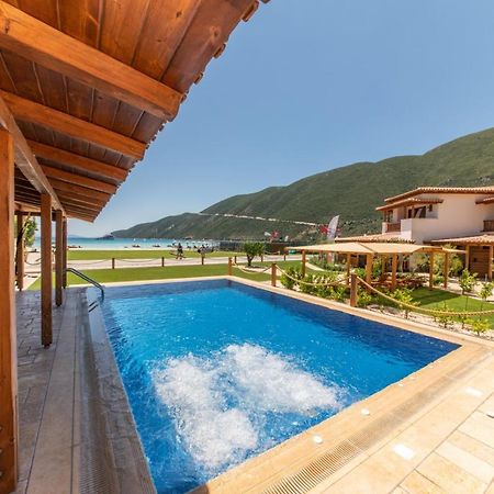 Seaside Resort Vasiliki Екстериор снимка