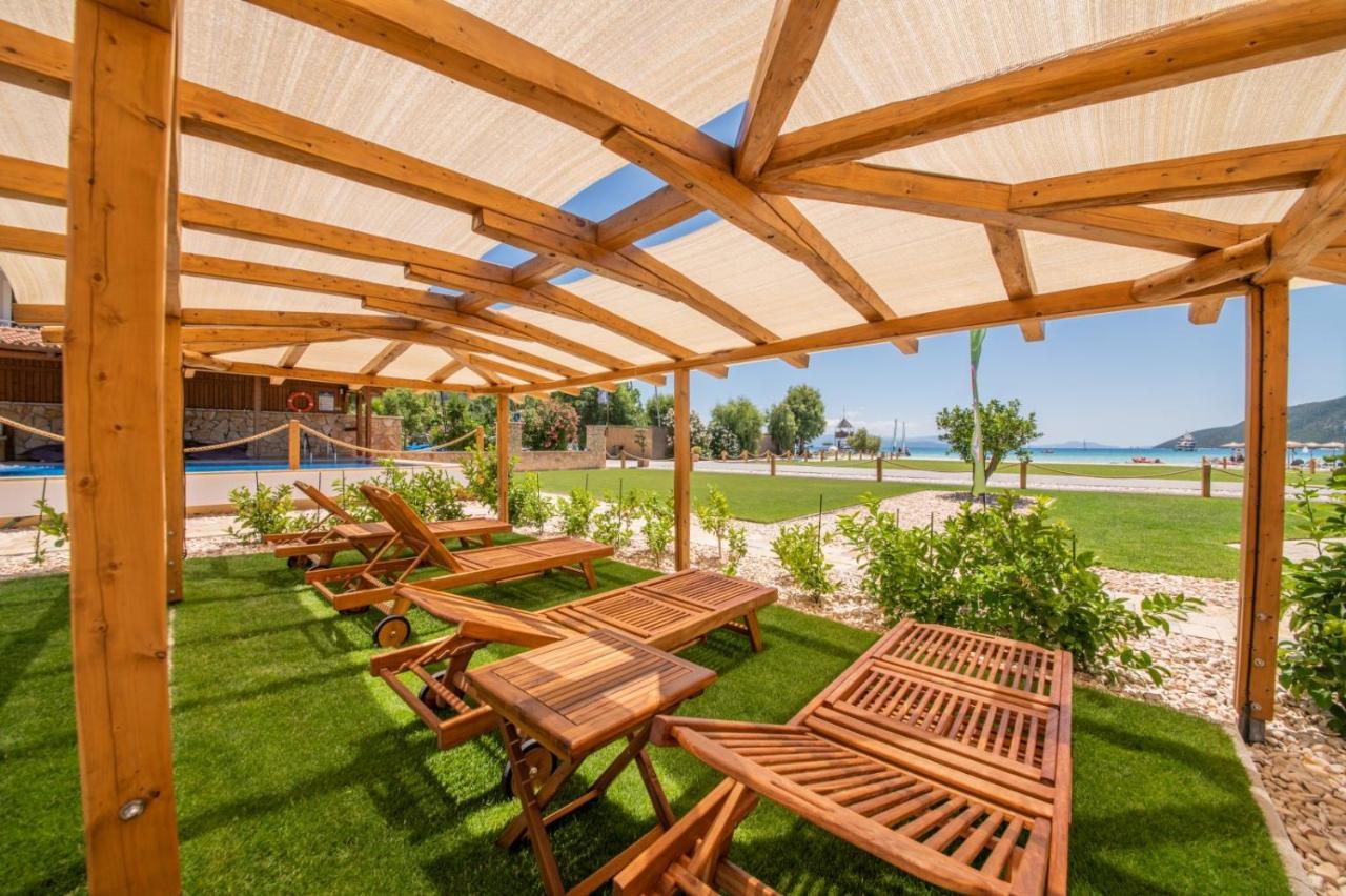 Seaside Resort Vasiliki Екстериор снимка